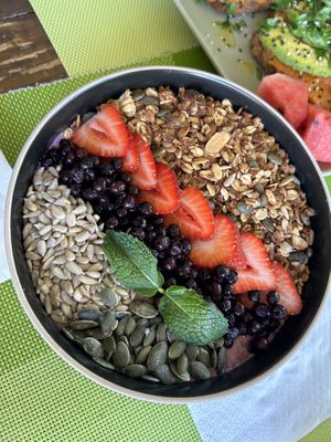 Strawberries ‘n’ Cream smoothie bowl  at Super Juice in Praia Da Rocha