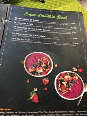 Ementa at Super Juice in Praia Da Rocha