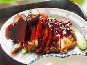 Roasted chicken with char siew at Li Wei Vegetarian 笠维素食 in Northeast Singapore