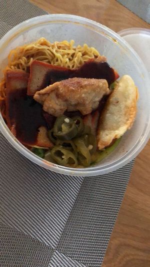 Wantan noodles at Li Wei Vegetarian 笠维素食 in Northeast Singapore