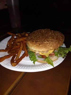 Cheeseburger at Backbord Vegan in Berlin
