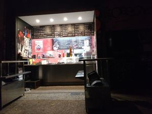 Outdoor seating at Backbord Vegan in Berlin