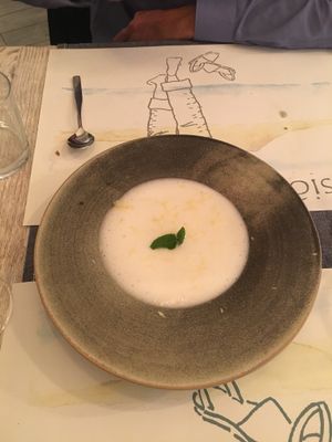 Lemon sorbet foam at Passio Mediterrania in Mahon