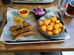 Garlic Parmesan Wings at Got No Beef in Cardiff