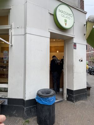 Outside   at Massimo Gelato - De Pijp in Amsterdam