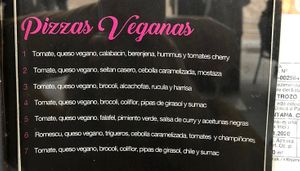 Carta vegana at Pizzeria Trozo in Bilbao