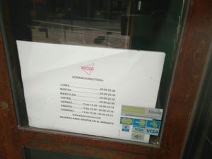 Opening hours (May 2018) at Pizzeria Trozo in Bilbao