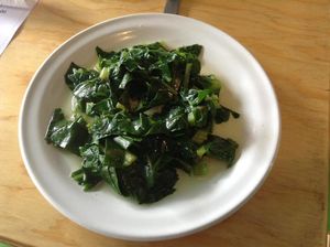 espinacas en su jugo  at El Mana Vegetarian in Mexico City