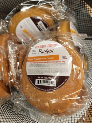 Vegan cookie at LAX - Earthbar - T6 in Los Angeles