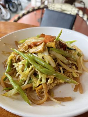 Cao lầu xào, fried noodles (55k VND)  at Nhat Da in Hoi An