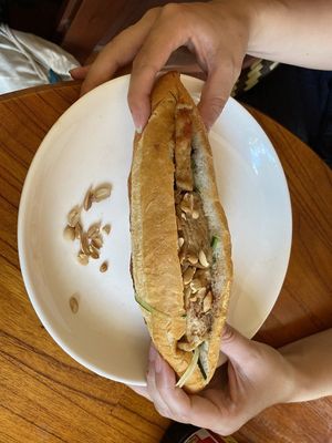 Bàhn My with tofu at Nhat Da in Hoi An