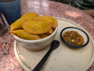 Empanaditas 😋 at Consulado Vegetal in Jardin