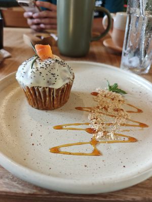 Carrot cupcake/muffin — yummy at Consulado Vegetal in Jardin