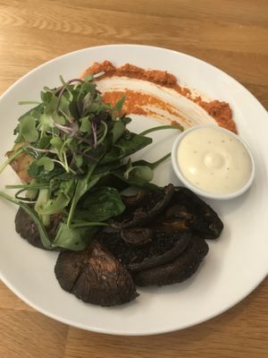 Plants based bene   at Street Organics in Takapuna