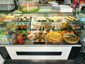 Interior food display at Pecado Saudável in Porto