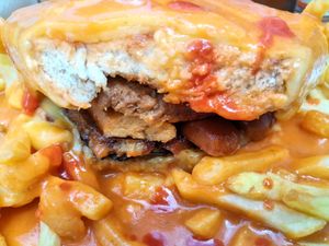 Vegan francesinha interior at Pecado Saudável in Porto