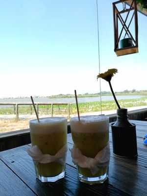 🍍🍃 Pinneapple + Mint + Ginger at Nautic Bar in Praia De Mira