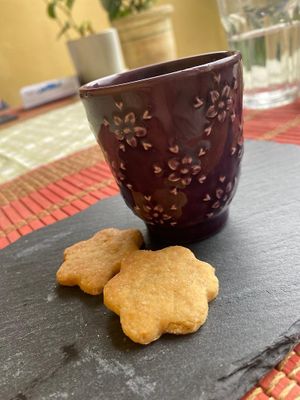 Coffee and biscuits   at b macro in Porto