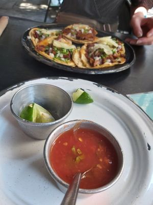 5 taco's al pastor for only 50 pesos! at Por Siempre Vegana Vol II in Mexico City