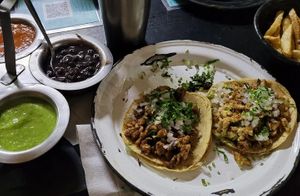 Suadero and chkn chimichurri at Por Siempre Vegana Vol II in Mexico City