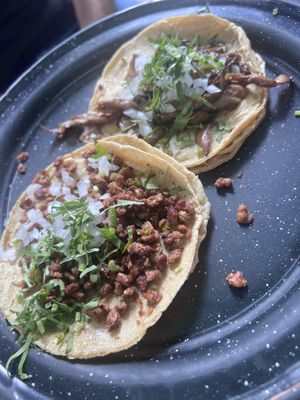 Tacos deliciosos   at Por Siempre Vegana Vol II in Mexico City