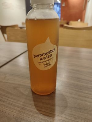  at Hummus Bar - Hollan Erno in Budapest