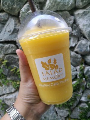 Real Fruits ... Cool Fresh  at Salad Memory in Phuket