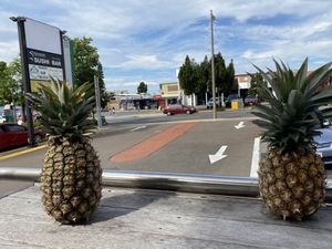 Car parking options at Charlie's Raw Squeeze in Clayfield