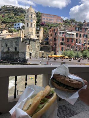 Focaccia composées  at Lunch Box in Vernazza