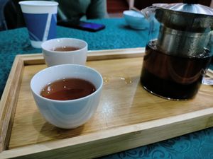 The pu'er was excellent at Shangdao Vegetarian 上道素食 in Xian