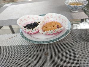 Desert cookies at Shangdao Vegetarian 上道素食 in Xian