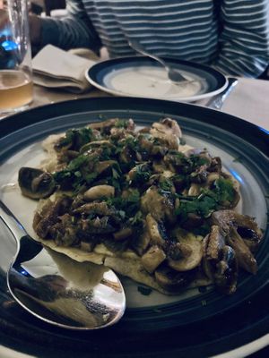Flatbread with hummus, seitan and mushroom   at Bistro Arbol in Lanzarote