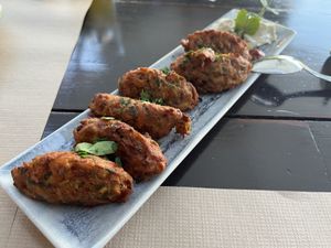 Indiaanse kroketjes. Met koriander dip.  at Bistro Arbol in Lanzarote