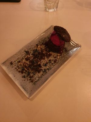 Chocolate cookie with blueberries ice cream at Bistro Arbol in Lanzarote