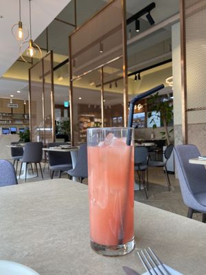 Grapefruit juice  at Sun the Bud - 썬더버드 in Seoul