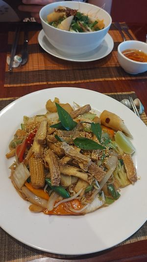  at Rendezvous du Vietnam in Cairns