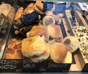 vegan options are clearly marked at Frankfurter Pause in Frankfurt