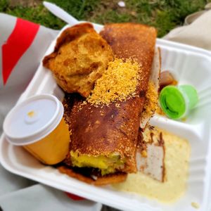 Masals dosa and samosa at NY Dosas in New York City