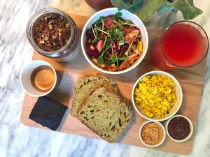 TOO vegan brunch at Fundação Amália Rodrigues at TOO Naturally Healthy Food in Lisbon