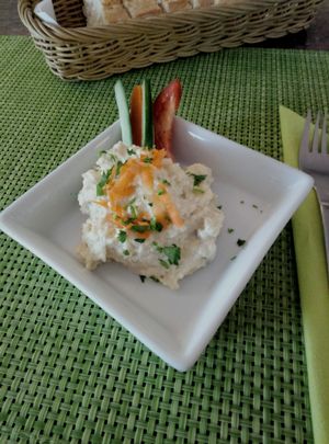 Happy Hour's every day : Drink and Tapas ( only 1 Euro everyone) . Very good!
photo : Ensalada Rusa Vegan  at Past & Future in Fuerteventura