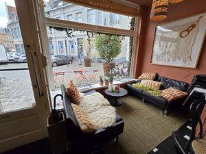 Front area at Vero Caffe in Bruges