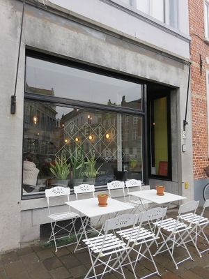front, terrace at Vero Caffe in Bruges