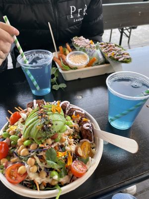 Wrap menu with tempeh & salad menu with falafel at The Organic Boho in Copenhagen