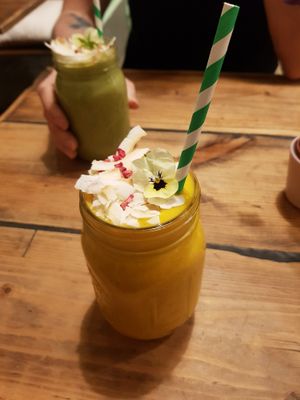 I am wise smoothie at The Organic Boho in Copenhagen