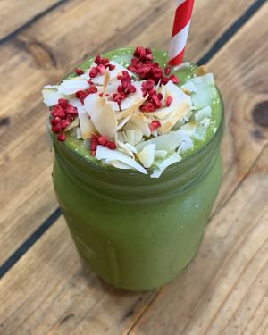 Green smoothie at The Organic Boho in Copenhagen