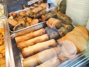 Dishes available at Healthy Vegetarian 健康素食 in Central Singapore