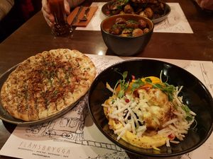 Odin, carrot hummus at Flamsbrygga in Flaam