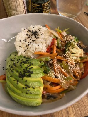 Veggie bowl at Pezetarian in Cartagena