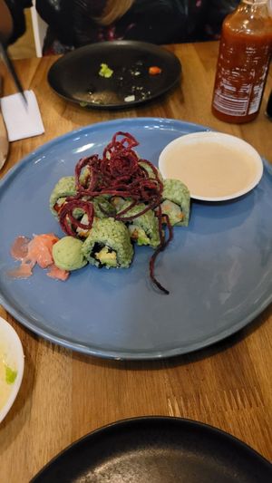 Sushi vegano at Pezetarian in Cartagena