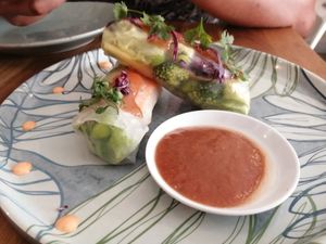 Veggie rolls at Pezetarian in Cartagena